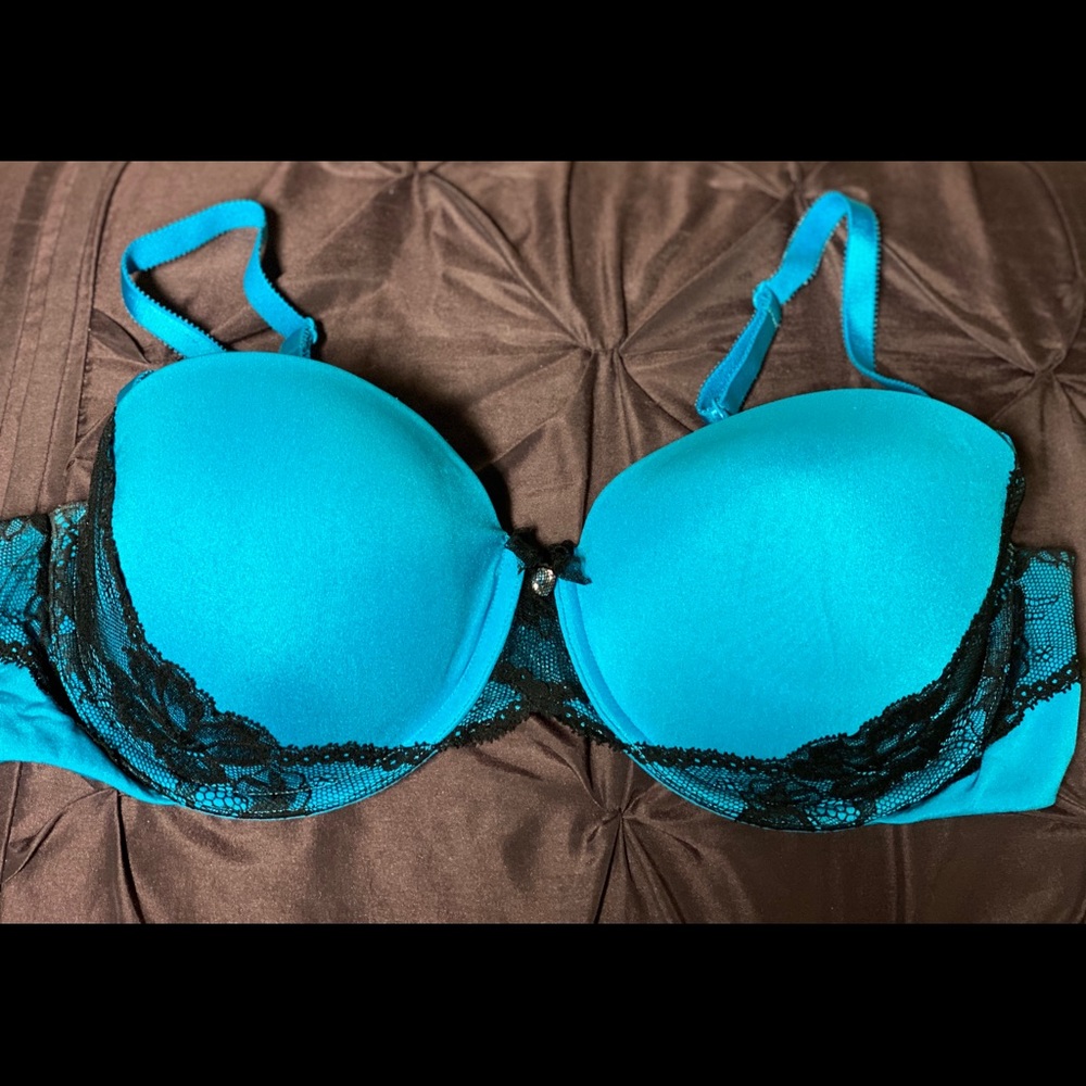 VS Bra